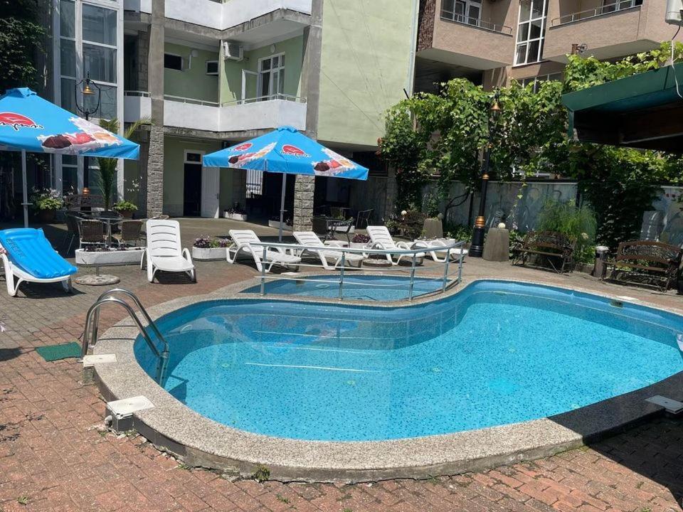 Green House Hotel Kobuleti Bagian luar foto