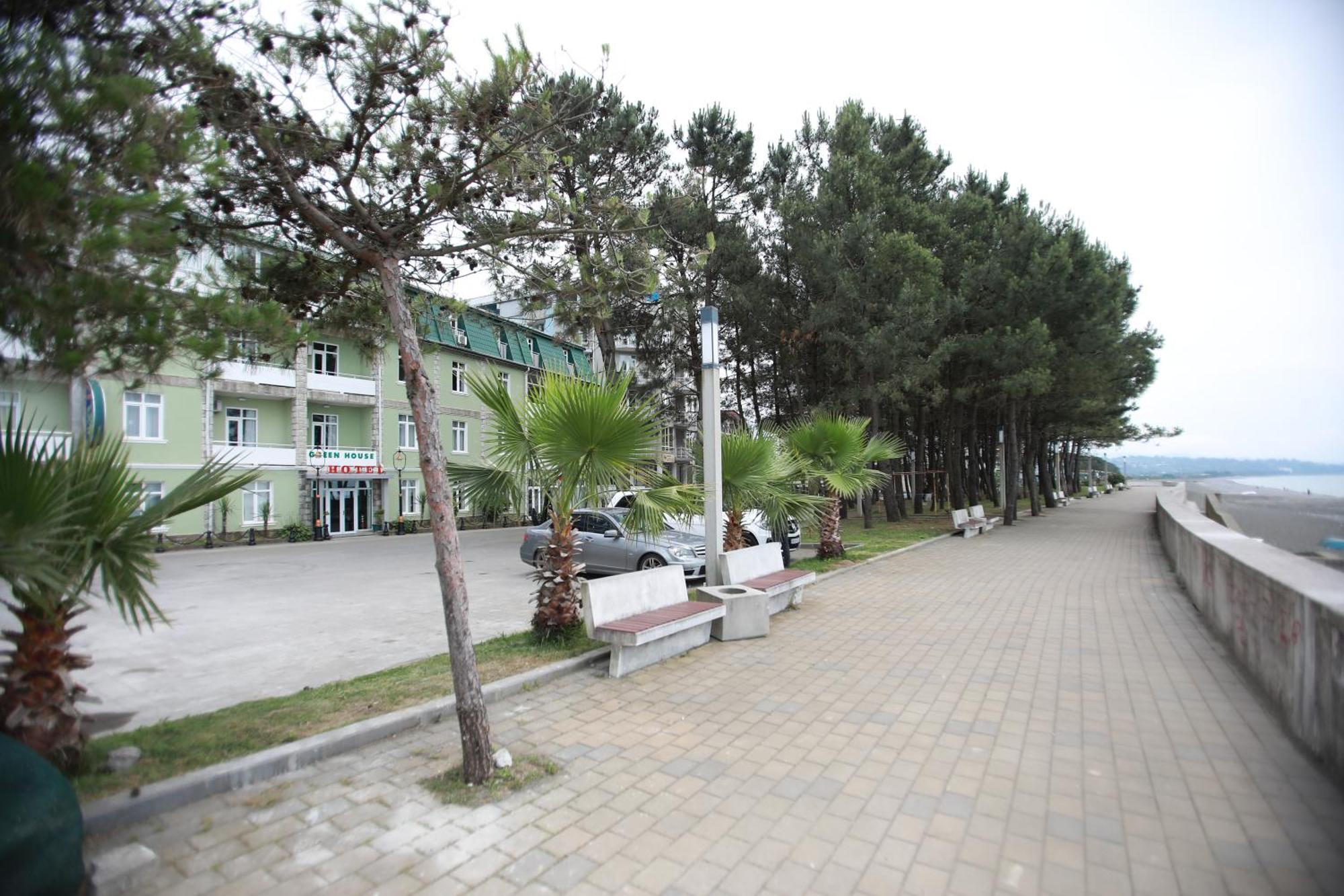 Green House Hotel Kobuleti Bagian luar foto
