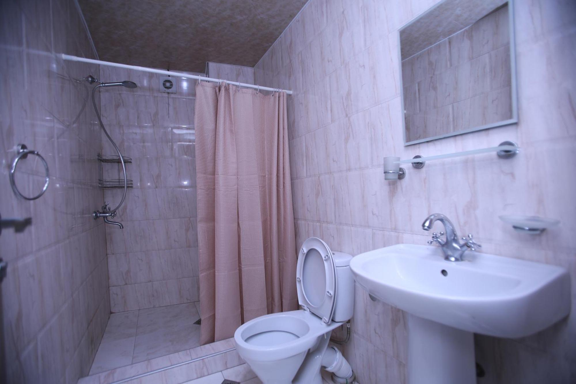 Green House Hotel Kobuleti Bagian luar foto