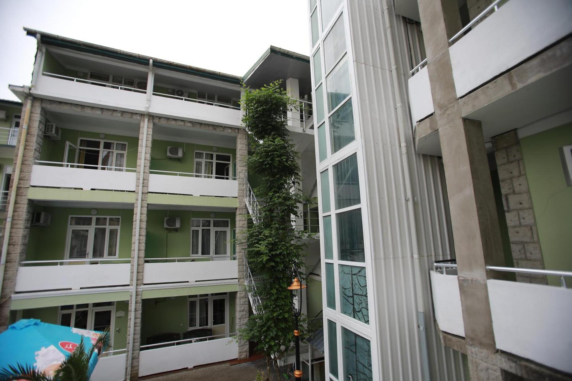 Green House Hotel Kobuleti Bagian luar foto